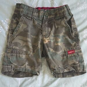 Levi's Green Camouflage Cargo Shorts